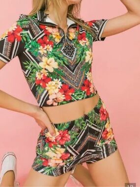 Flying Tomato Tropical Floral Crop Top Shorts 2 Piece Set